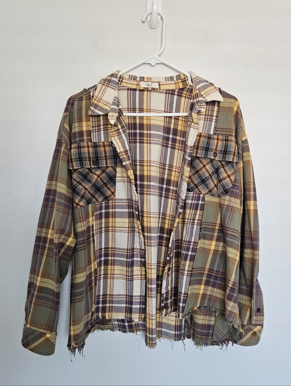 Easel Mixed Plaid Button Down Long Sleeve Top Womens Large Raw Hem Relaxed Fit